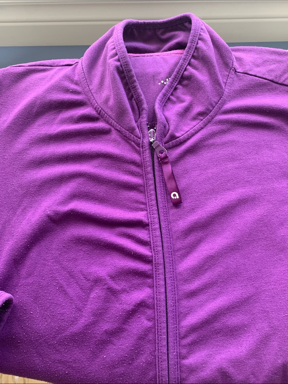 ✨4 for $20✨ 
Reitmans Hyba Zip up sweater